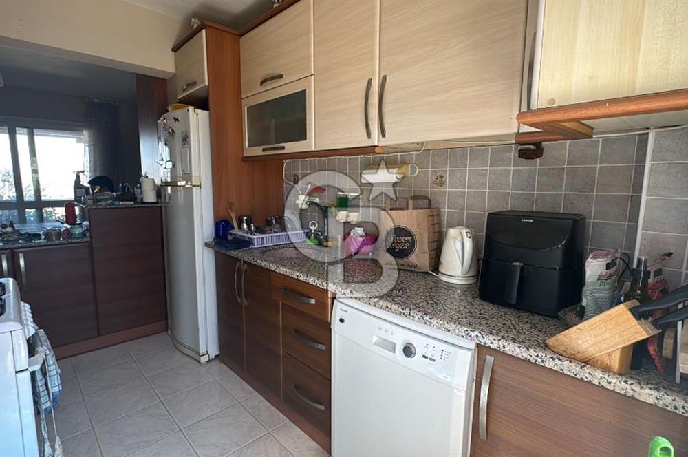 Seferihisar'da Site İçinde Ferah ve Hemen Taşınmaya Uygun 4+2 Tripleks Villa