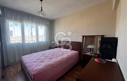 Seferihisar'da Site İçinde Ferah ve Hemen Taşınmaya Uygun 4+2 Tripleks Villa