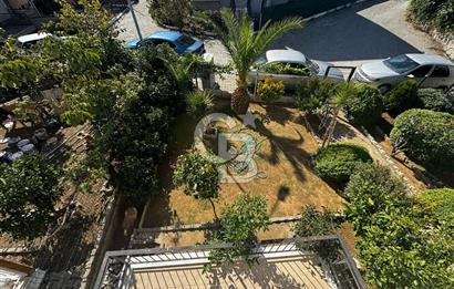 Seferihisar'da Site İçinde Ferah ve Hemen Taşınmaya Uygun 4+2 Tripleks Villa