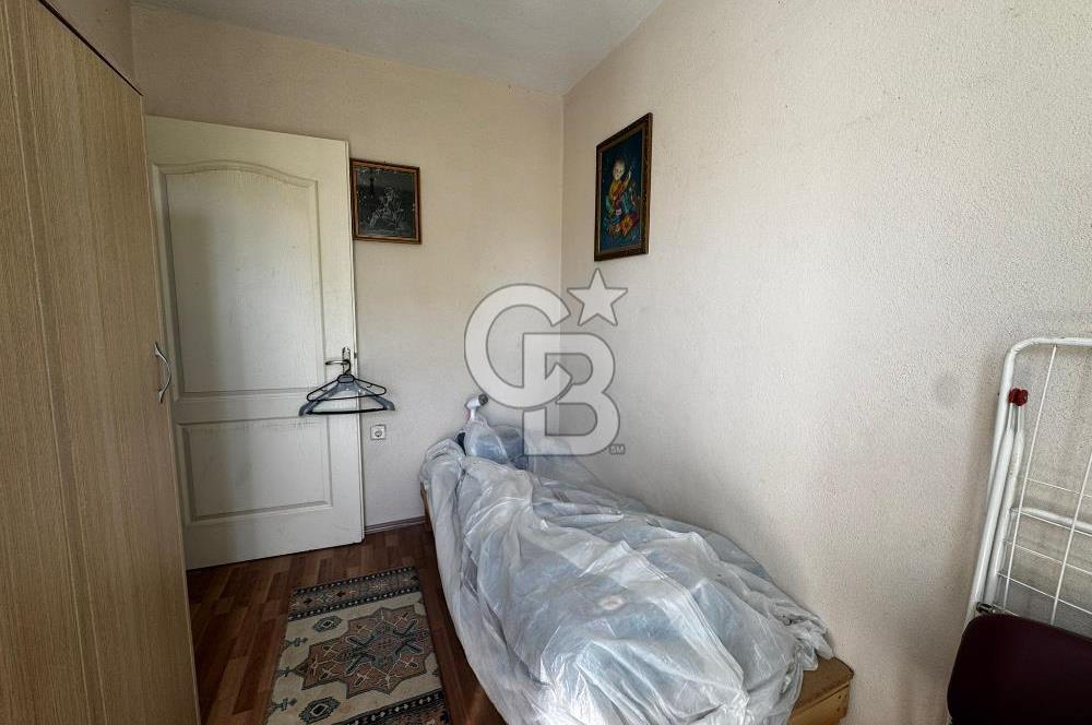 Seferihisar'da Site İçinde Ferah ve Hemen Taşınmaya Uygun 4+2 Tripleks Villa