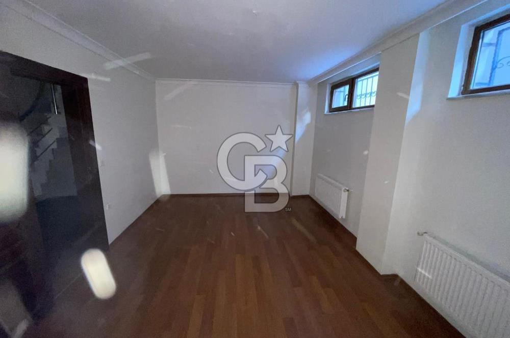 AVCILAR MERKEZ MAH SATILIK 3+1 TERS DUBLEKS DAİRE
