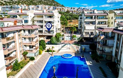 Ege Mahallesinde 7/24 Güvenlikli Havuzlu Sitede Satılık Geniş ve Ferah Daire