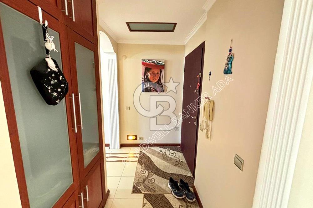 Ege Mahallesinde 7/24 Güvenlikli Havuzlu Sitede Satılık Geniş ve Ferah Daire