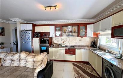 Ege Mahallesinde 7/24 Güvenlikli Havuzlu Sitede Satılık Geniş ve Ferah Daire