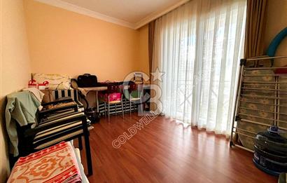 Ege Mahallesinde 7/24 Güvenlikli Havuzlu Sitede Satılık Geniş ve Ferah Daire