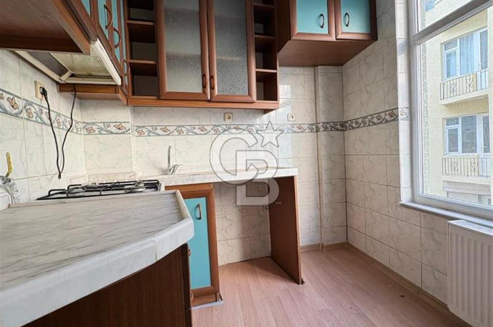 BİGA  ÇARŞI 2+1 KİRALIK KÖŞE KONUM DAİRE YA DA İŞYERİ 