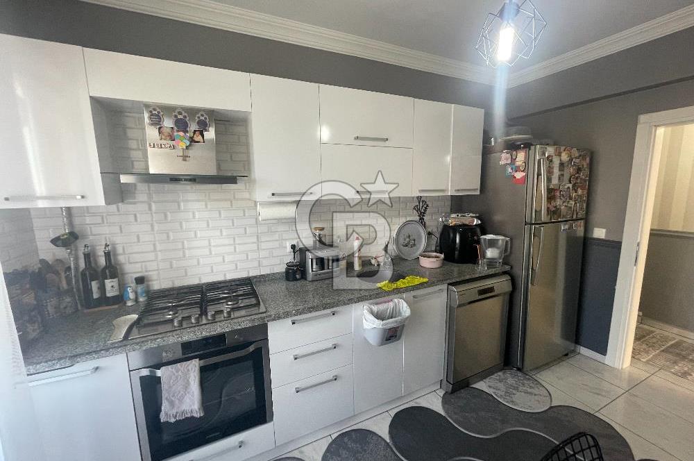 GÖLCÜK'TE MERKEZİ KONUMDA SATILIK 3+1 ARAKAT DAİRE