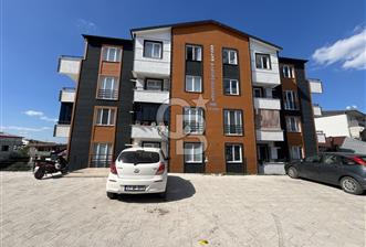 GÖLCÜK'TE ŞEHİR MANZARALI EĞİMSİZ 4+1 ÇATI DUBLEKS - 10 - 306994