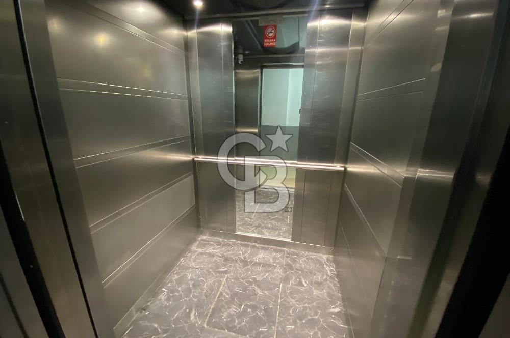 KADIKÖY'DE SİTE İÇİNDE MASRAFSIZ 3+1 GENİŞ DAİRE