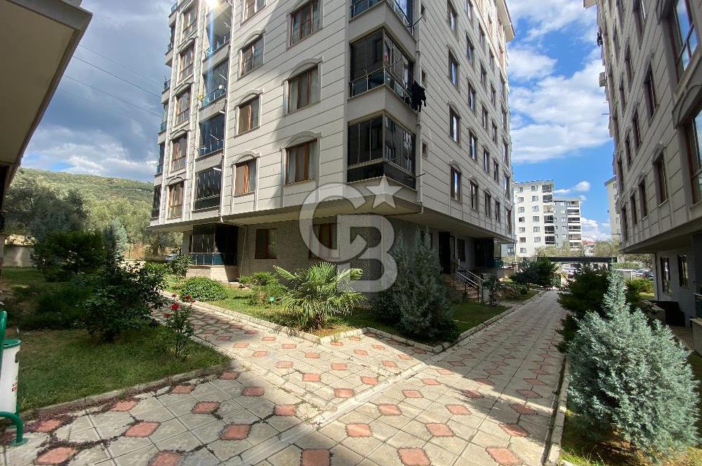 KADIKÖY'DE SİTE İÇİNDE MASRAFSIZ 3+1 GENİŞ DAİRE