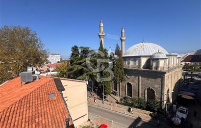 Saathane Meydanında devren kiralık çay ocağı ve otel
