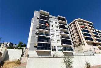 ÇİĞLİ DOĞA EVLERİNDE GENİŞ MANZARALI SATILIK 3+1 DAİRE