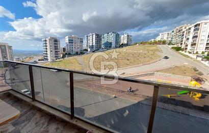 ÇİĞLİ DOĞA EVLERİNDE GENİŞ MANZARALI SATILIK 3+1 DAİRE
