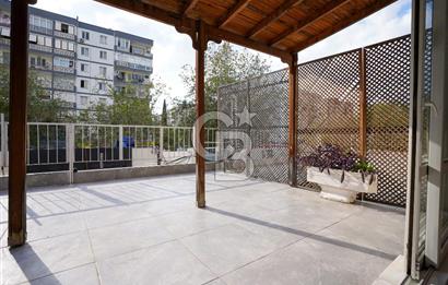 Satılık Bornova Kazım Dirik Mahallesi Gediz Caddesi Üzerinde 1. Kat Teraslı 150 m² Büro / İşyeri