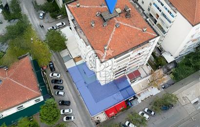 Satılık Bornova Kazım Dirik Mahallesi Gediz Caddesi Üzerinde 1. Kat Teraslı 150 m² Büro / İşyeri