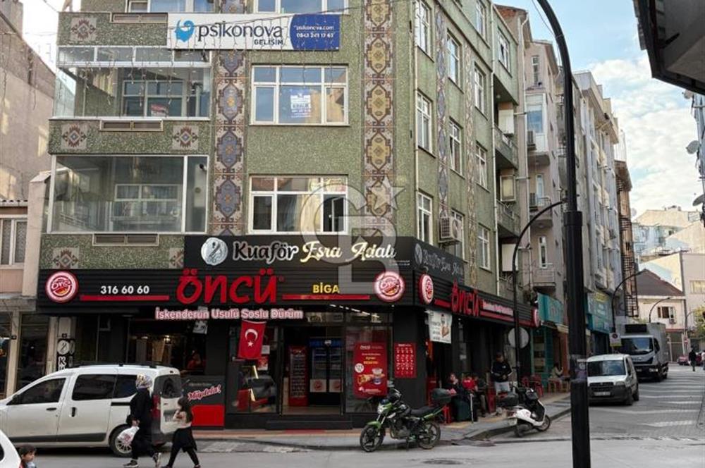 BİGA  ÇARŞI 2+1 KİRALIK KÖŞE KONUM DAİRE YA DA İŞYERİ 
