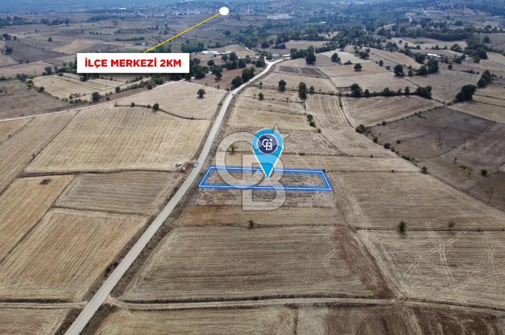 CB ELEGANCE'DEN SORGUN YOLUNDA ASFALT CEPHELİ SATILIK TARLA