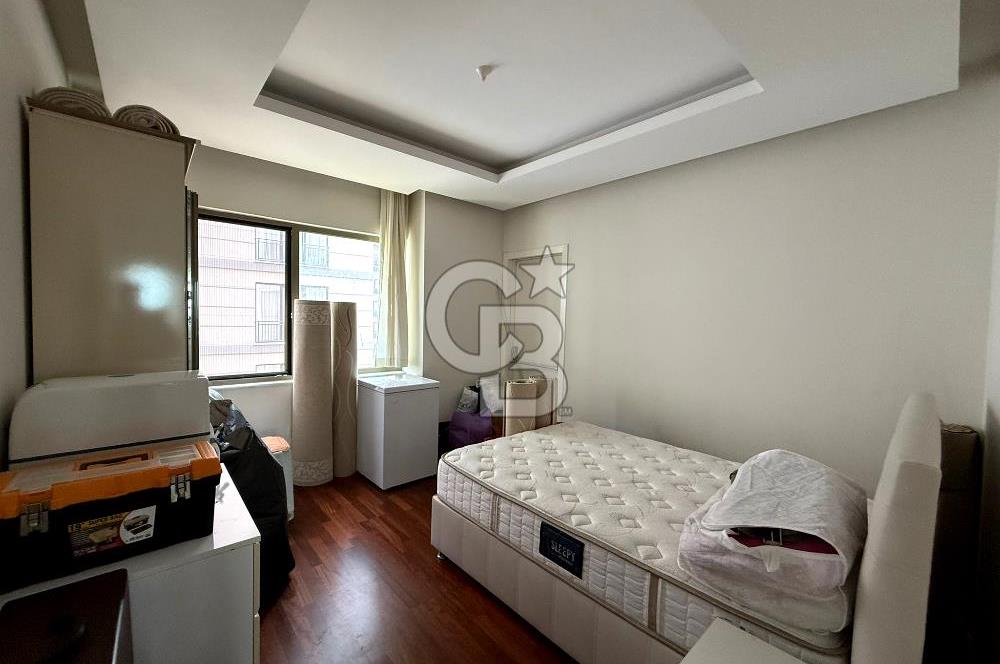 Petrol İş'te Deniz Manzaralı 3+1 Satılık Site İçinde Daire