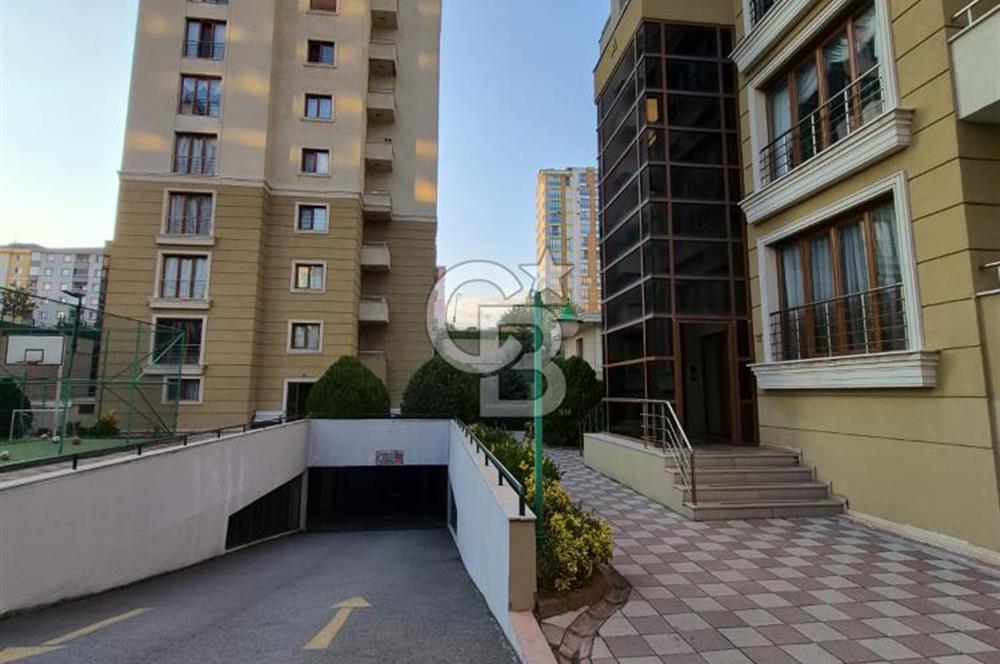 ŞERİFALİDE HAVUZLU GÜVENLİKLİ OTOPARKLI SİTEDE 2+1 KİRALIK DAİRE