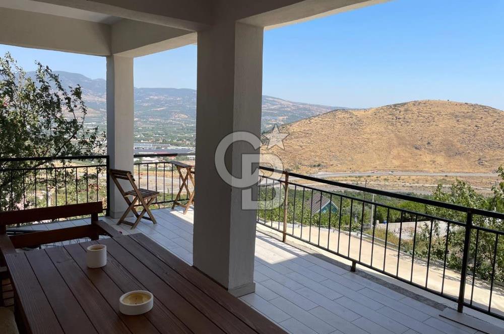 🏡 YATIRIMLIK FIRSAT! MENEMEN GÖKTEPE'DE KOMPLE SATILIK BİNA