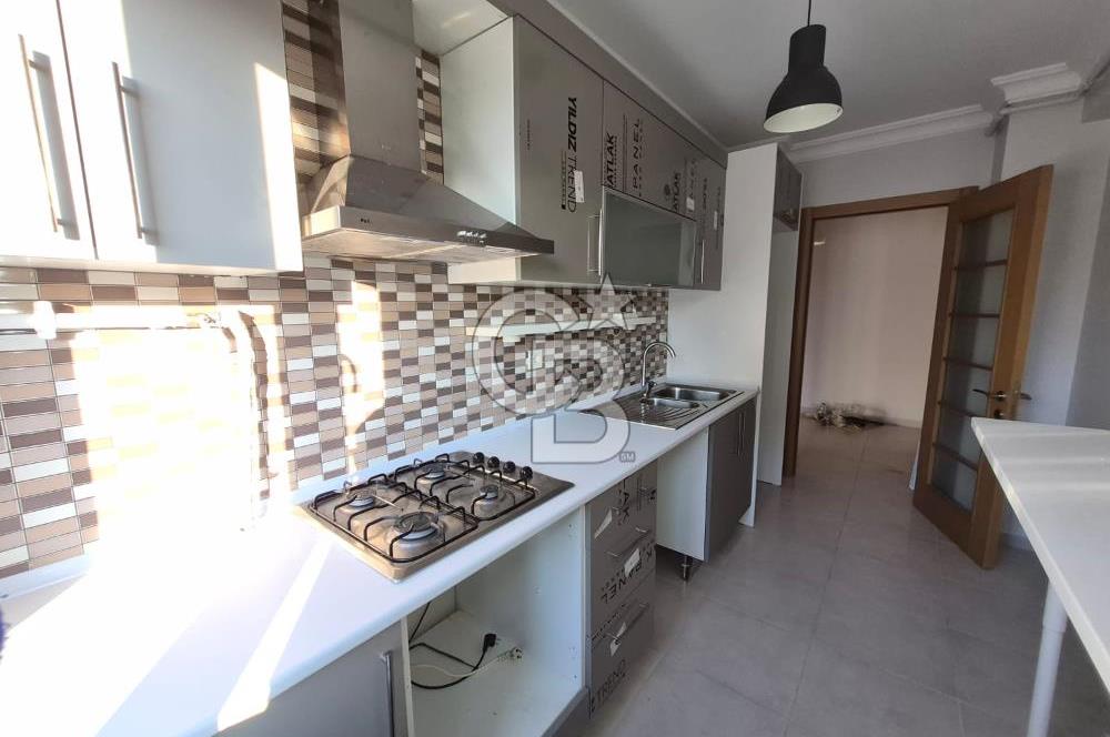 ŞERİFALİDE HAVUZLU GÜVENLİKLİ OTOPARKLI SİTEDE 2+1 KİRALIK DAİRE