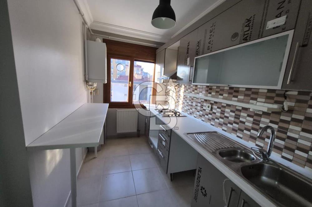 ŞERİFALİDE HAVUZLU GÜVENLİKLİ OTOPARKLI SİTEDE 2+1 KİRALIK DAİRE
