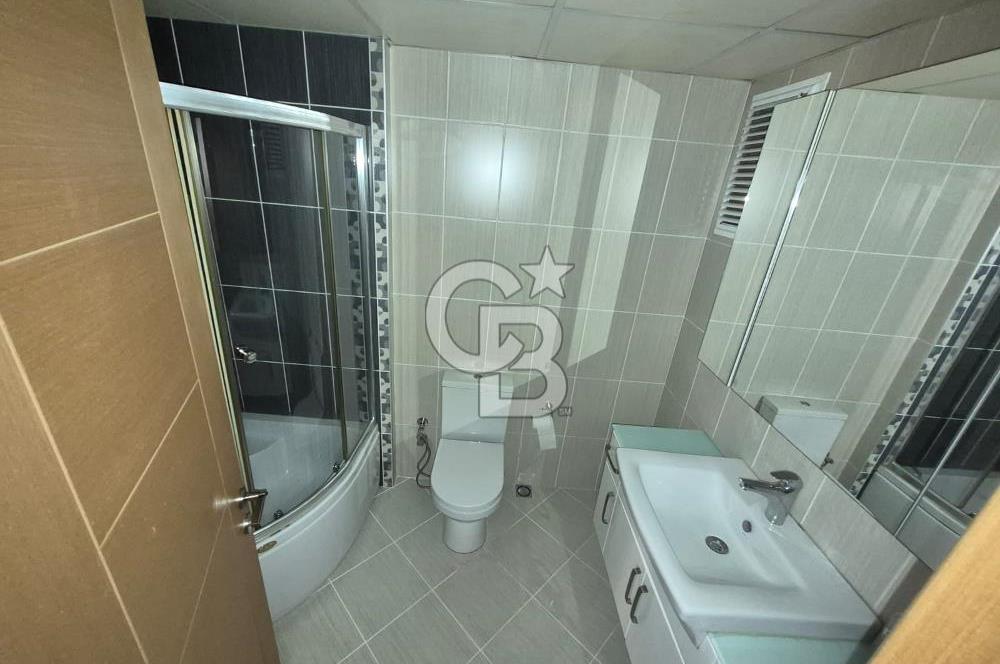 ŞERİFALİDE HAVUZLU GÜVENLİKLİ OTOPARKLI SİTEDE 2+1 KİRALIK DAİRE