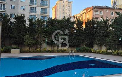 ŞERİFALİDE HAVUZLU GÜVENLİKLİ OTOPARKLI SİTEDE 2+1 KİRALIK DAİRE