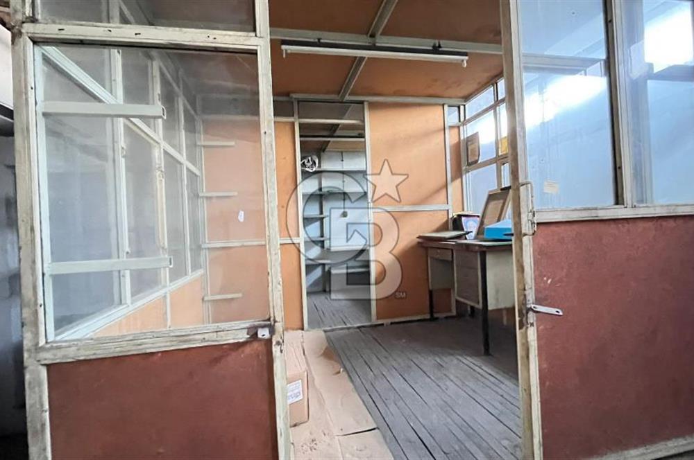 Bornova Kazımdirik 3.Sanayide 150 m2 lik  Kiralık Dükkan