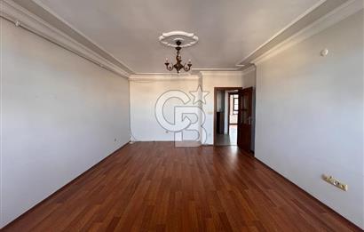 Tarihin Kalbinde Üsküdar Merkezde 16 Yaşında 100 m2 2+1 Satılık Daire