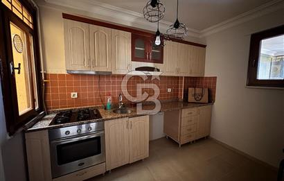 Tarihin Kalbinde Üsküdar Merkezde 16 Yaşında 100 m2 2+1 Satılık Daire