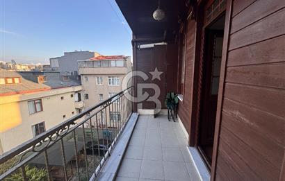 Tarihin Kalbinde Üsküdar Merkezde 16 Yaşında 100 m2 2+1 Satılık Daire