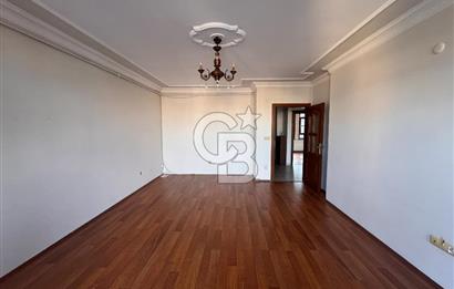 Tarihin Kalbinde Üsküdar Merkezde 16 Yaşında 100 m2 2+1 Satılık Daire