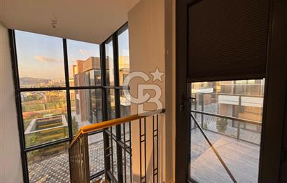 Kuşadası Zeta View Sitesi Özel Havuzlu Eşyalı 4+1 Satılık Villa
