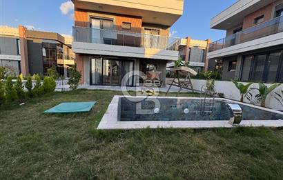 Kuşadası Zeta View Sitesi Özel Havuzlu Eşyalı 4+1 Satılık Villa