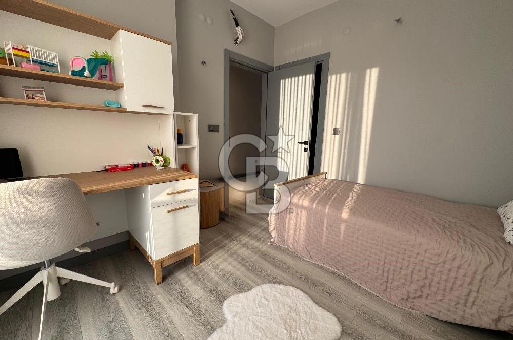 Kuşadası Zeta View Sitesi Özel Havuzlu Eşyalı 4+1 Satılık Villa