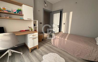 Kuşadası Zeta View Sitesi Özel Havuzlu Eşyalı 4+1 Satılık Villa