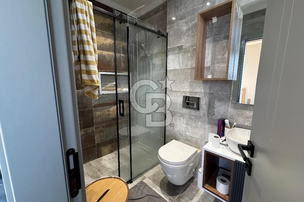 Kuşadası Zeta View Sitesi Özel Havuzlu Eşyalı 4+1 Satılık Villa