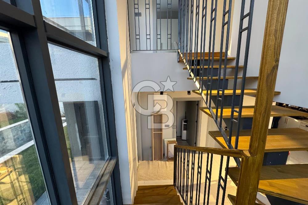 Kuşadası Zeta View Sitesi Özel Havuzlu Eşyalı 4+1 Satılık Villa