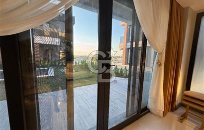 Kuşadası Zeta View Sitesi Özel Havuzlu Eşyalı 4+1 Satılık Villa