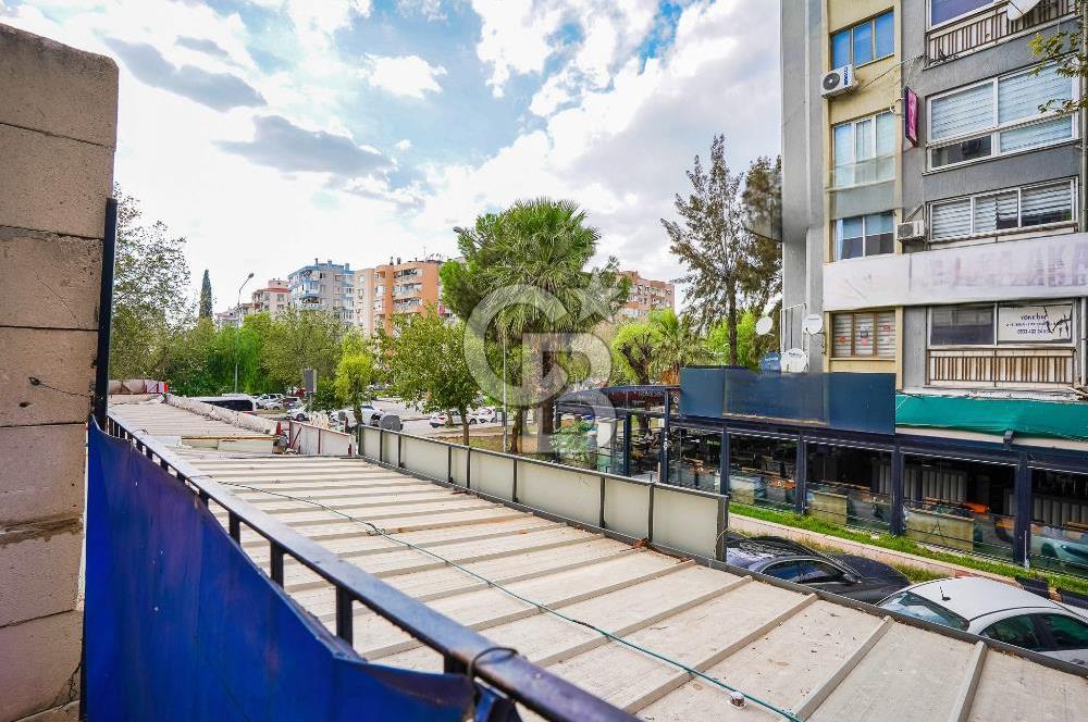 Satılık Bornova Kazım Dirik Mahallesi Gediz Caddesi Üzerinde 1. Kat Teraslı 310 m² İşyeri