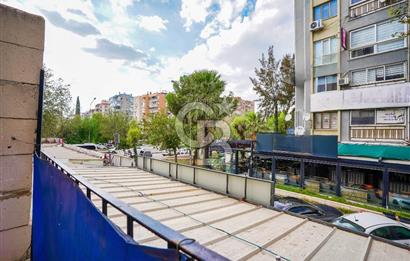 Satılık Bornova Kazım Dirik Mahallesi Gediz Caddesi Üzerinde 1. Kat Teraslı 310 m² İşyeri