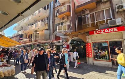 KARŞIYAKA VAPUR İSKELESİ KARŞISINDA, ÇARŞI GİRİŞİNDE KİRALIK 33 M² İŞ YERİ – DEVİR HAKKIYLA