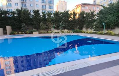 ŞERİFALİDE HAVUZLU GÜVENLİKLİ OTOPARKLI SİTEDE 2+1 KİRALIK DAİRE