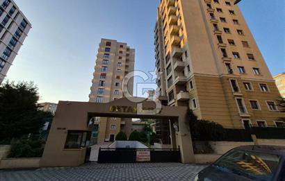 ŞERİFALİDE HAVUZLU GÜVENLİKLİ OTOPARKLI SİTEDE 2+1 KİRALIK DAİRE