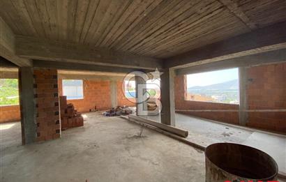 🏡 YATIRIMLIK FIRSAT! MENEMEN GÖKTEPE'DE KOMPLE SATILIK BİNA