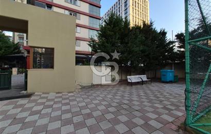 ŞERİFALİDE HAVUZLU GÜVENLİKLİ OTOPARKLI SİTEDE 2+1 KİRALIK DAİRE