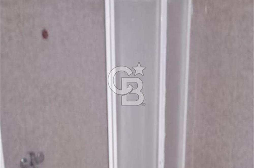 CB EVEREST'TEN ÇEKİRGE SELVİLİ CD.ARAKAT 3+1 GENİŞ DAİRE.