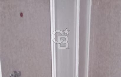 CB EVEREST'TEN ÇEKİRGE SELVİLİ CD.ARAKAT 3+1 GENİŞ DAİRE.