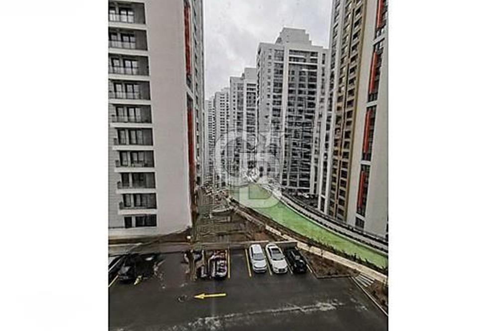 GüneyPark-1 de, Yüksek Katta, Geniş Manzaralık Daire